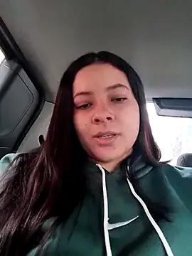 Freechat SophieCurves on StripChat