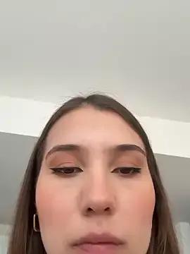 Freechat SophieRaily_ on StripChat
