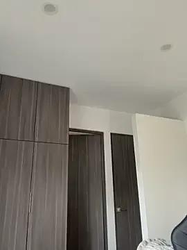 Freechat SophieRaily_ on StripChat