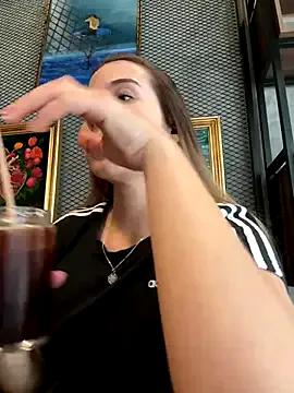 Freechat SophieRaily_ on StripChat