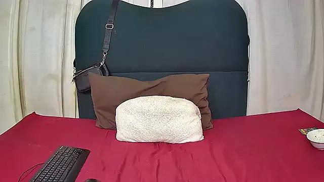 Squirt_bitchxxx — please fuck me babe