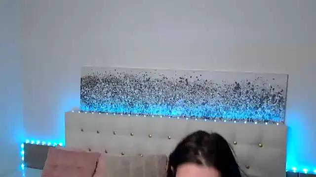 Freechat StellaFrost on StripChat