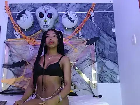 Freechat stellaponcecs on StripChat