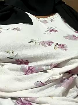 Avatar of Submissive_Arab