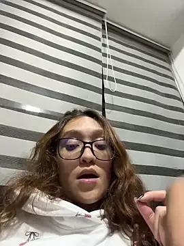 StripChat Susan-Miller  is Freechat  Susan-Miller — Flash Tits