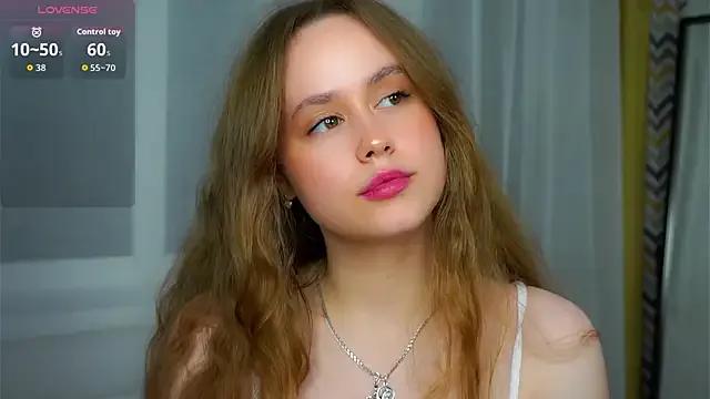 SusannaScholler — Lower the straps