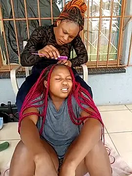 SweetHoney21_ on StripChat 