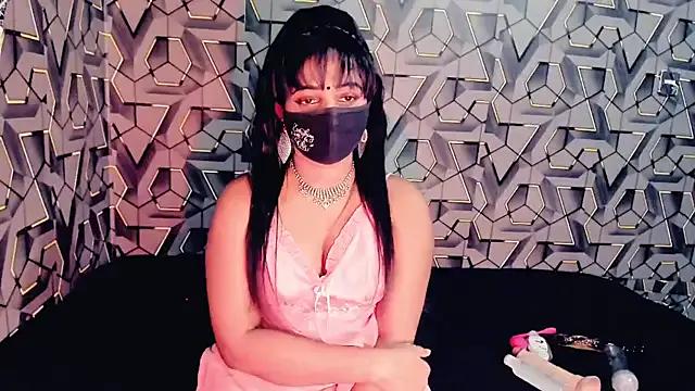 Sweetie_Fox_XXX on StripChat 