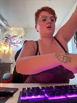 Freechat Sweetleeahxx on StripChat
