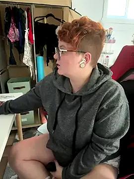 Freechat Sweetleeahxx on StripChat