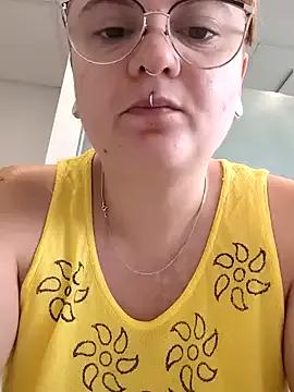 Freechat Sweetleeahxx on StripChat