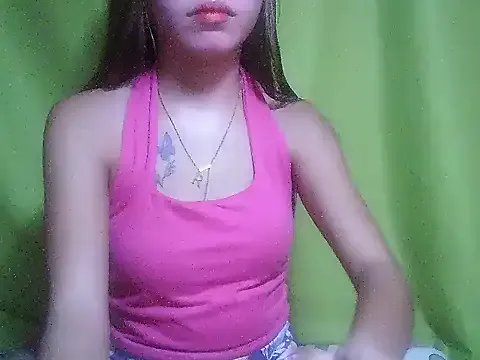 SweetPussie18x on StripChat 