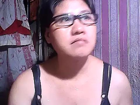 sweetsosie18 on StripChat 