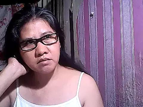 sweetsosie18 on StripChat 