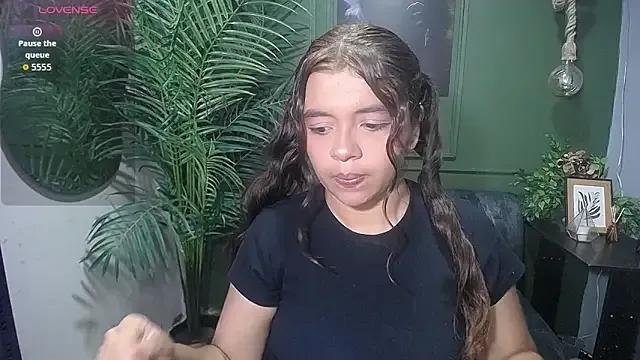 Freechat sweety_smilee on StripChat