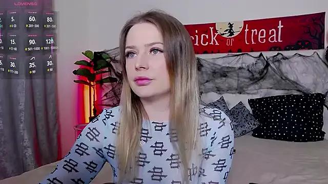 StripChat TamarraFox  is Freechat  TamarraFox — sexy stiptease