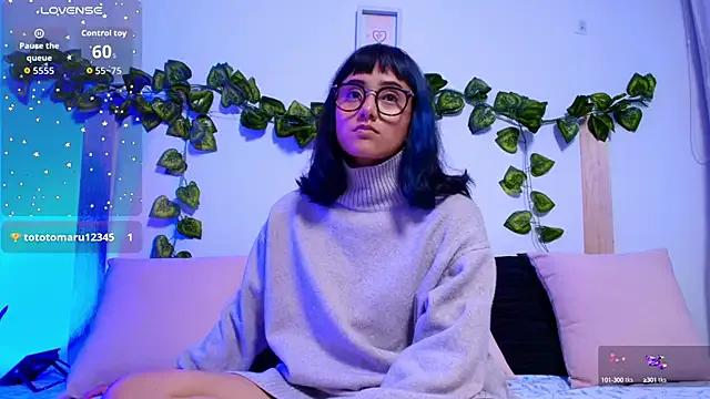 tati_cardenas on StripChat 