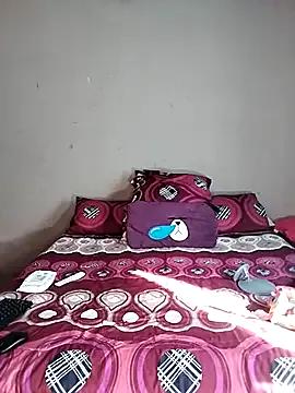 Freechat ThickPearlx23 on StripChat