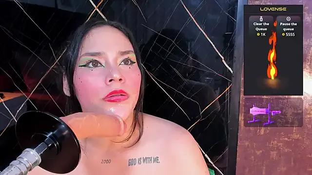 Freechat TIFFANY_GLOW__ on StripChat