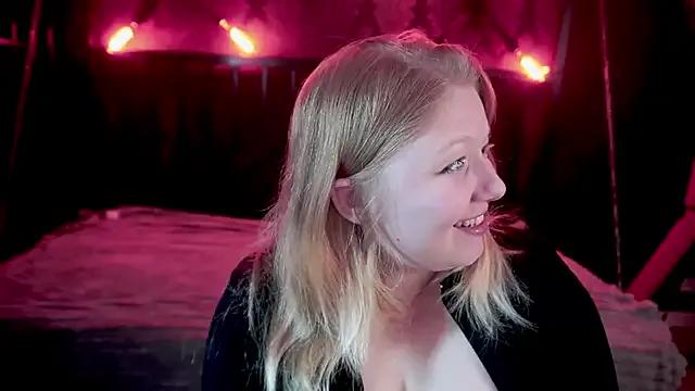 Freechat Tinker_Belll on StripChat