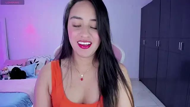 Tinylottie — cum + fuck toy 