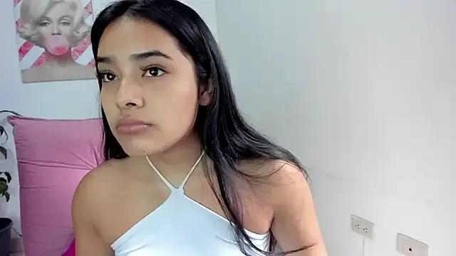 Freechat valeria_millers on StripChat
