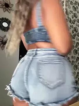 Avatar of ValeriaHot69