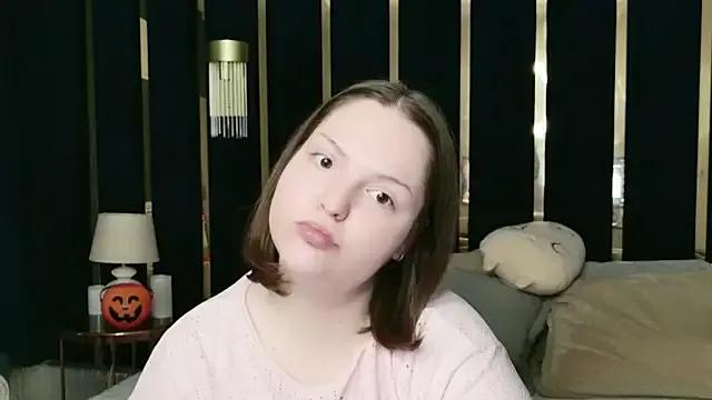 Vanessa_Rise — spanks on the butt 10 times