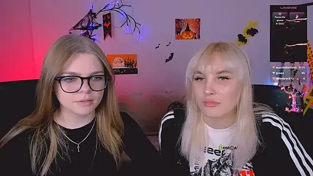 StripChat veronica_bubble  is Freechat  veronica_bubble — handbra