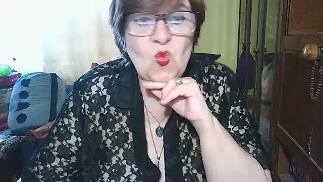 Avatar of VeronicaGold511