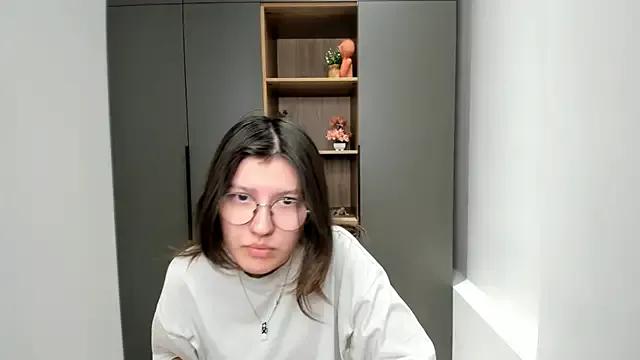 StripChat VickieChantos  is Freechat  VickieChantos — I'll show you my heart