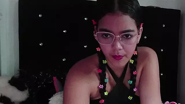 Freechat Victoriacarmo on StripChat