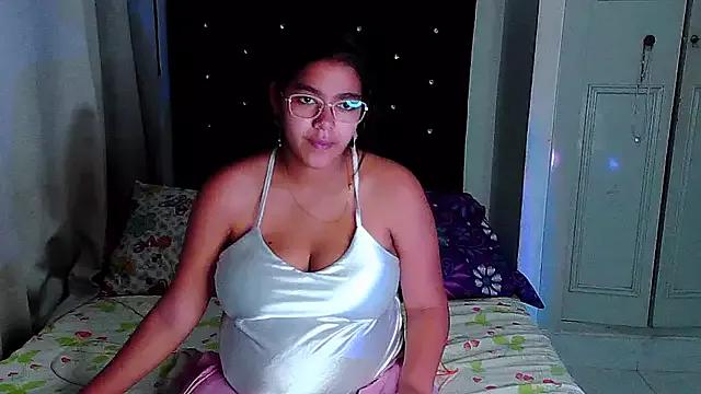 Freechat Victoriacarmo on StripChat