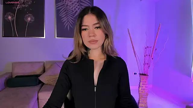 StripChat ViolettHansson  is Freechat  ViolettHansson — Spank my ass very hard