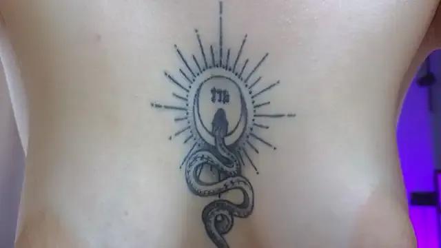 Freechat Your_Auggie on StripChat