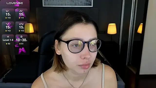Freechat your_demi on StripChat
