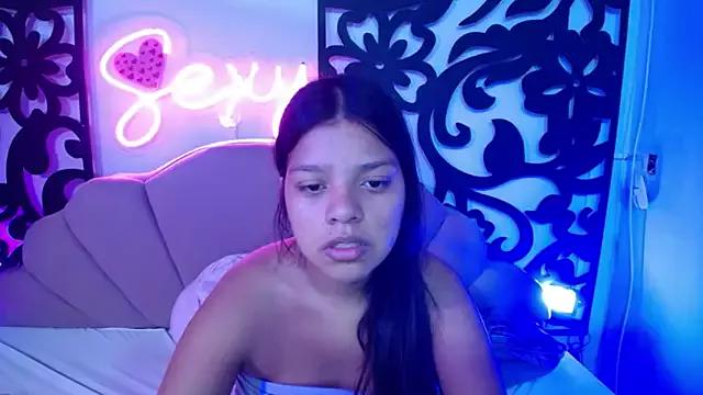 Avatar of your_little_naughty1