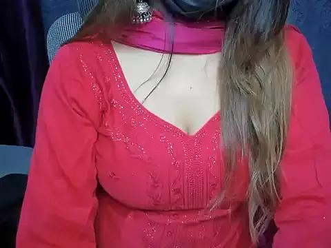 Freechat YoursSuku on StripChat