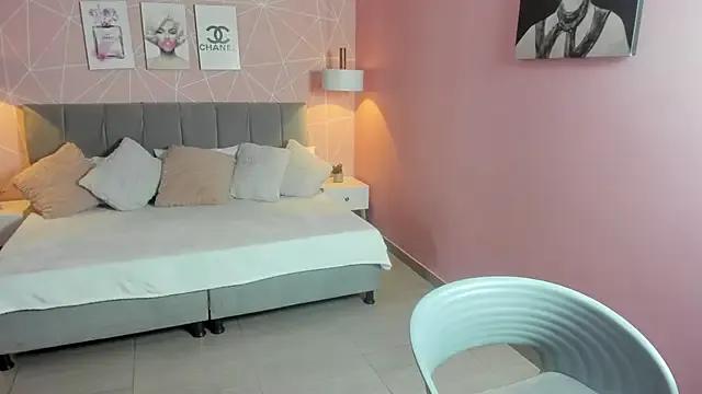 Freechat zara__sweet on StripChat