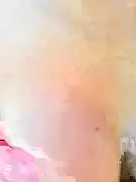 ZinzinLy on StripChat 